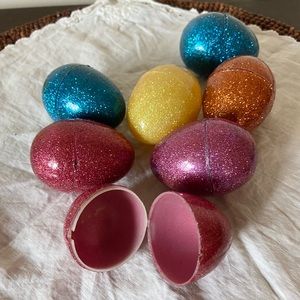 Vintage glitter plastic Easter eggs with hinge